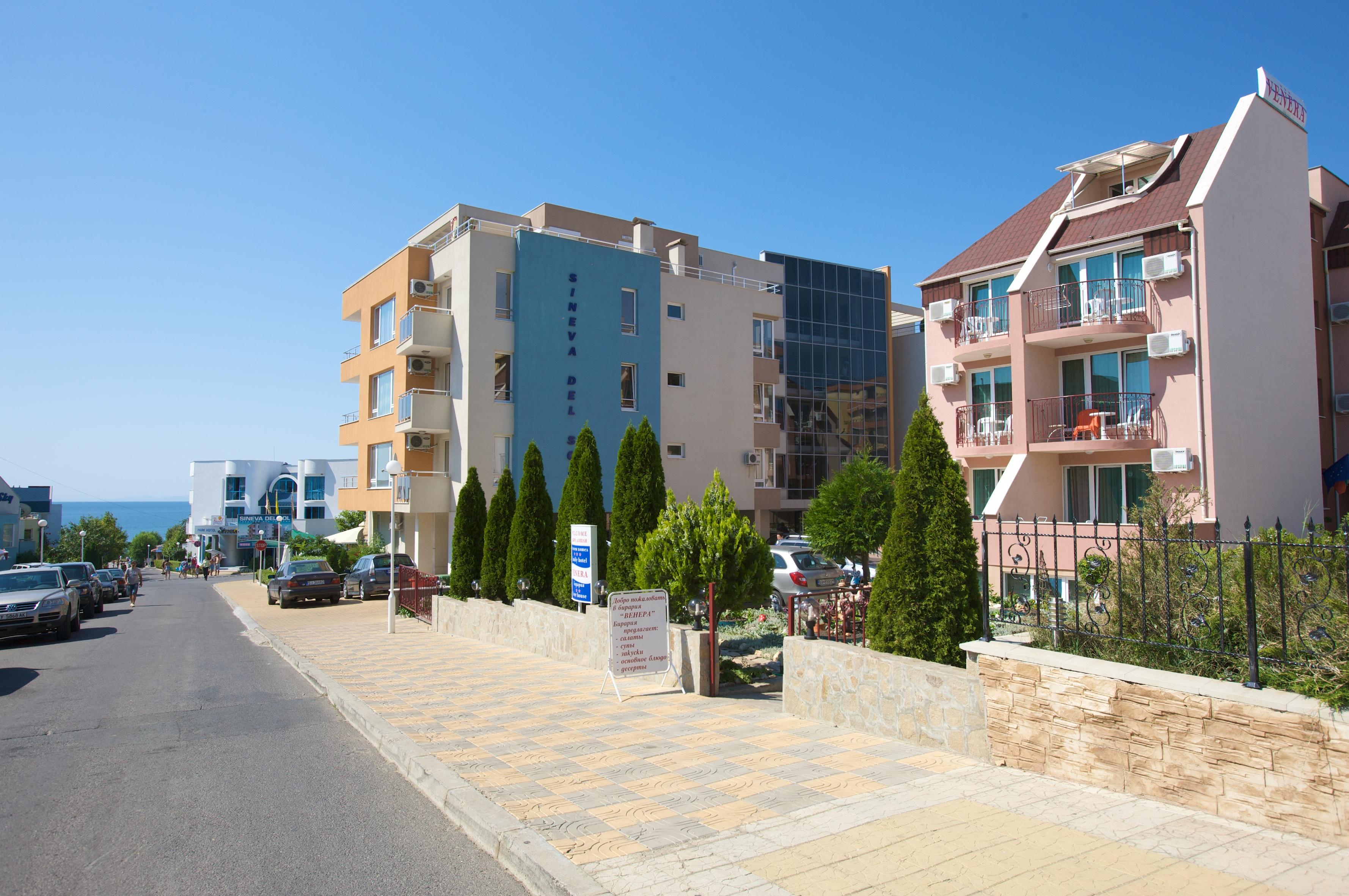 Family Hotel Venera Święty Włas Zewnętrze zdjęcie