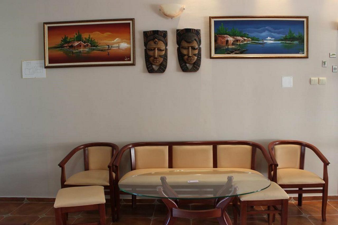 Family Hotel Venera Święty Włas Zewnętrze zdjęcie