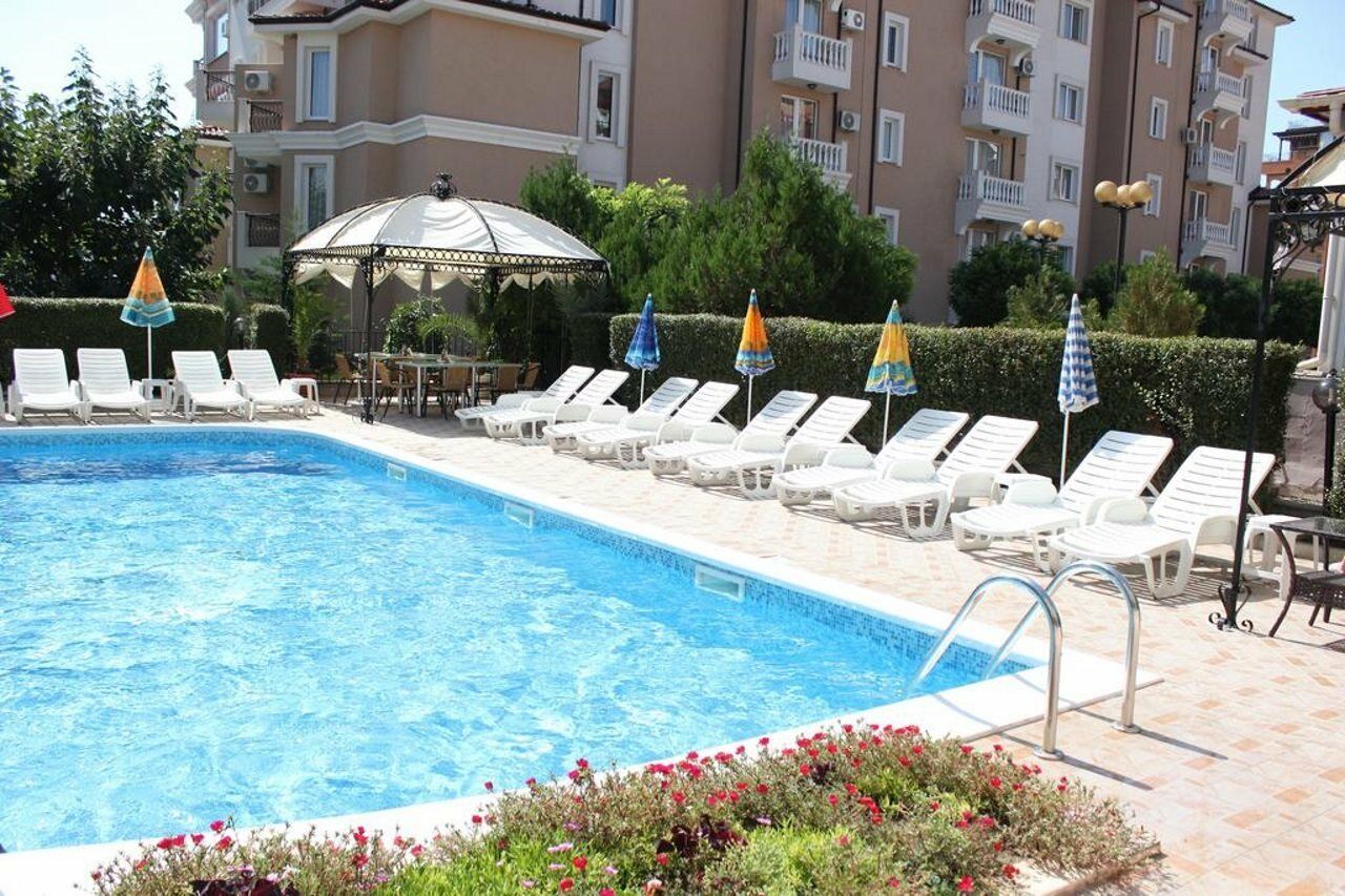 Family Hotel Venera Święty Włas Zewnętrze zdjęcie